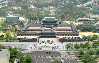 世界文化遺産登録を目指し、光化門復元どうなる